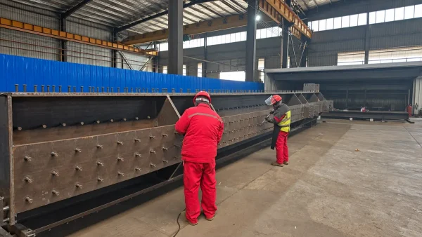 Steel-Reinforced Cross Column